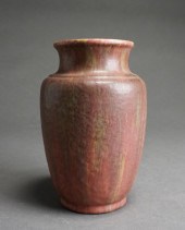ROSEVILLE POTTERY CARNELIAN GL
