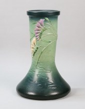 ROSEVILLE POTTERY FREESIA PEDE