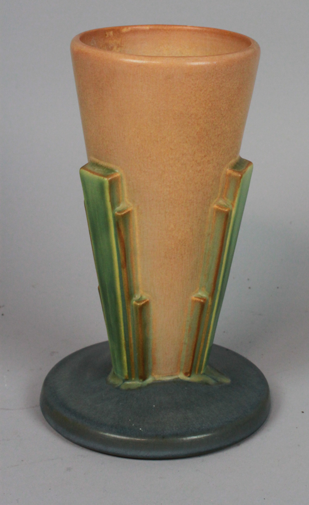 ROSEVILLE POTTERY FUTURA PATTERN