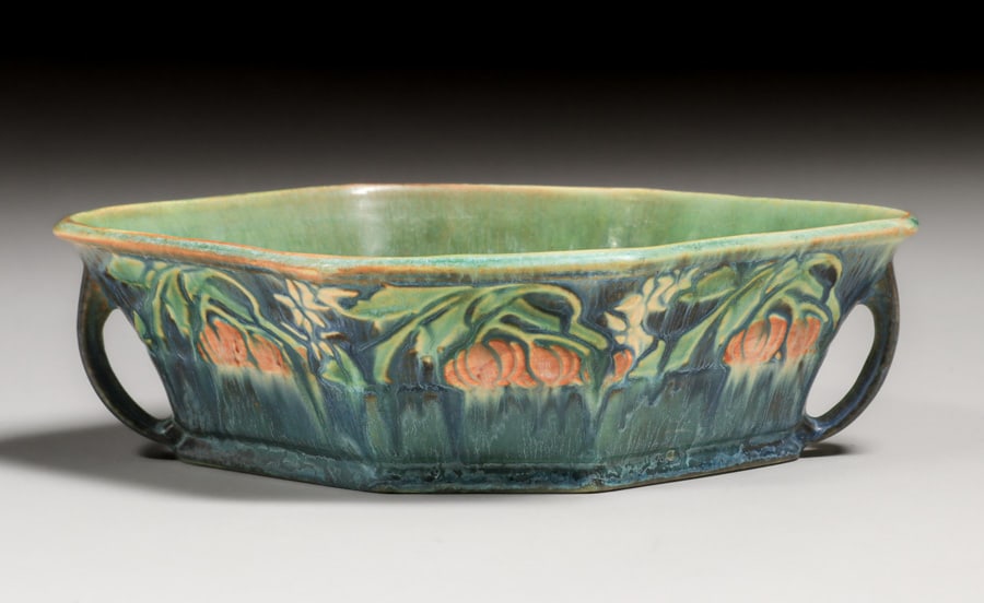 ROSEVILLE POTTERY GREEN BANEDA