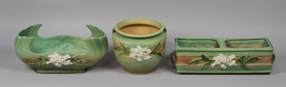 ROSEVILLE POTTERY GREEN GARDENIA