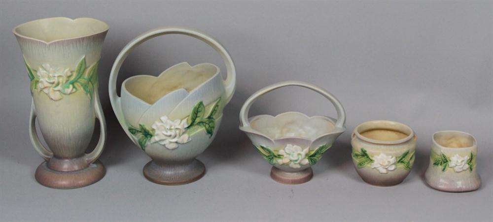 ROSEVILLE POTTERY GREY GARDENIA