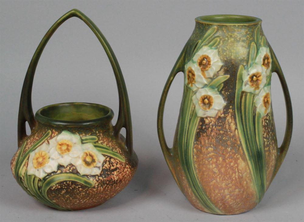 ROSEVILLE POTTERY JONQUIL BASKET