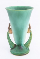ROSEVILLE POTTERY PINE CONE TW