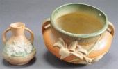 ROSEVILLE POTTERY ZEPHYR LILY