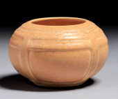 ROSEVILLE ROSECRAFT BROWN ART