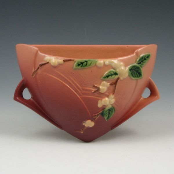 Roseville Snowberry wall pocket