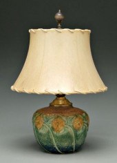 Roseville sunflower lamp, matt