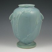 Roseville Teasel vase in light