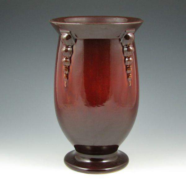 Roseville Topeo 663-10" vase in