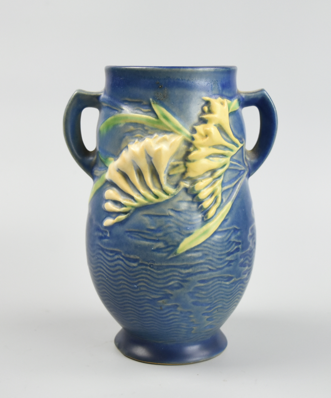 ROSEVILLE TWIN HANDLED VASE
