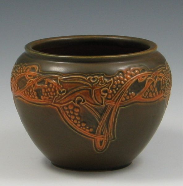 Roseville Vintage Jardiniere