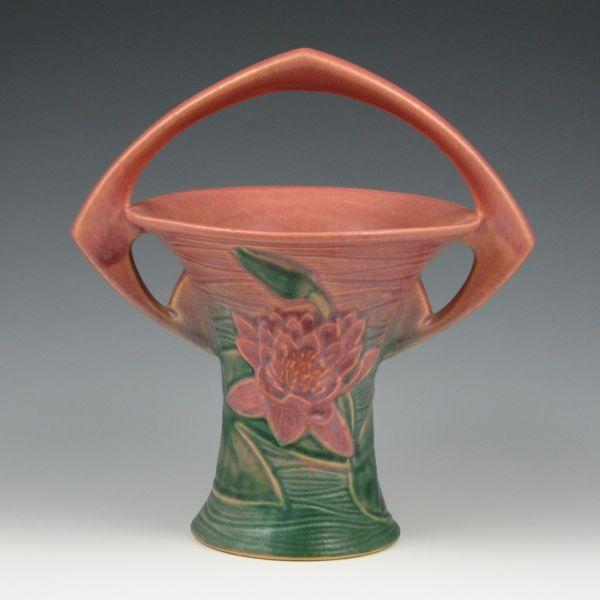 Roseville Water Lily basket in pink