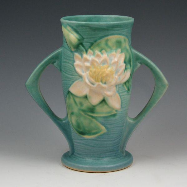 Roseville Water Lily handled vase