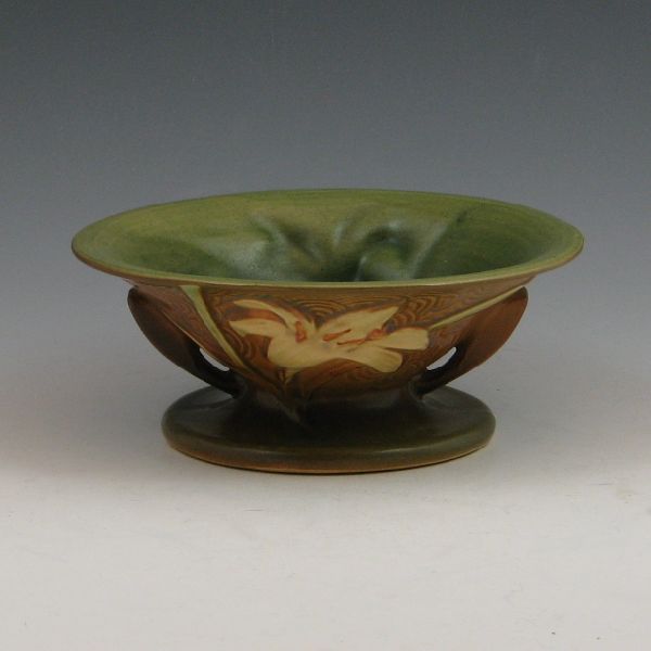 Roseville Zephyr Lily bowl in brown
