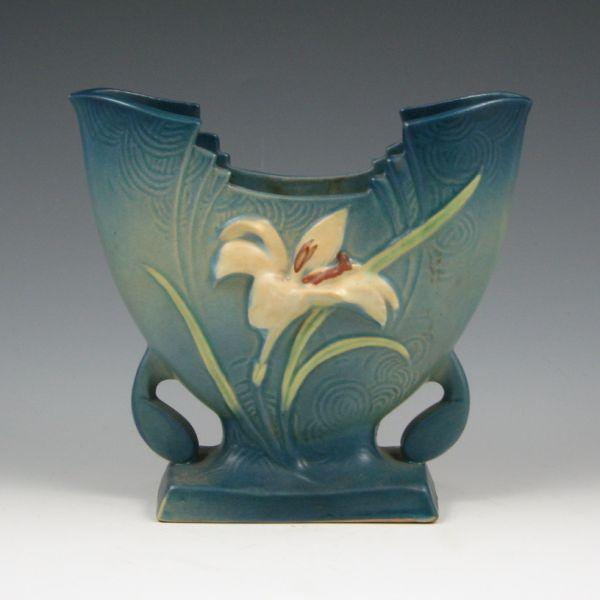 Roseville Zephyr Lily fan vase in