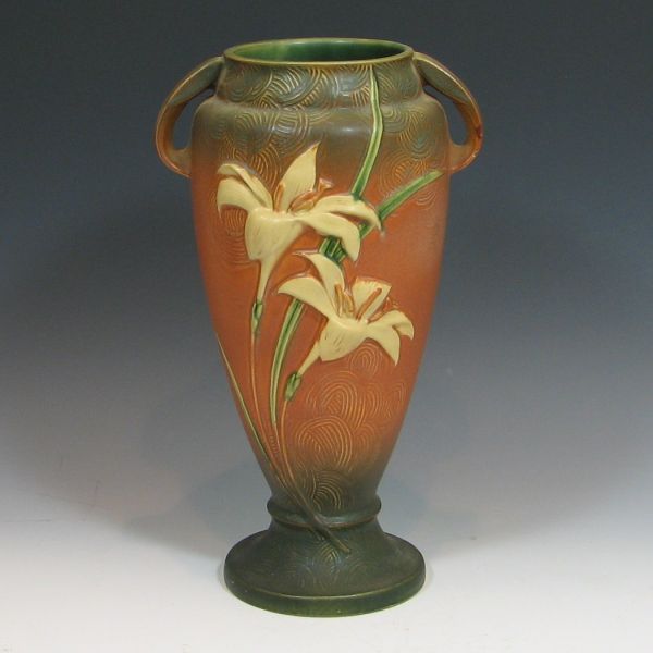 Roseville Zephyr Lily Vase brown