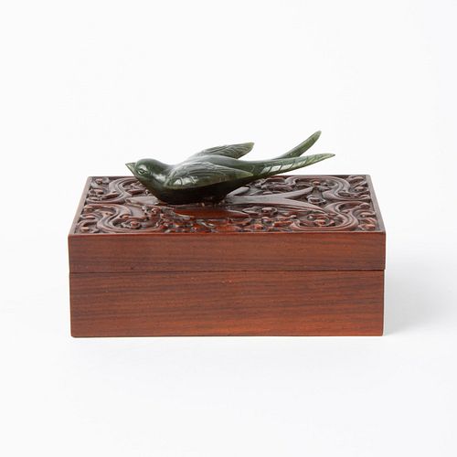 ROSEWOOD BOX WITH MOUNTED