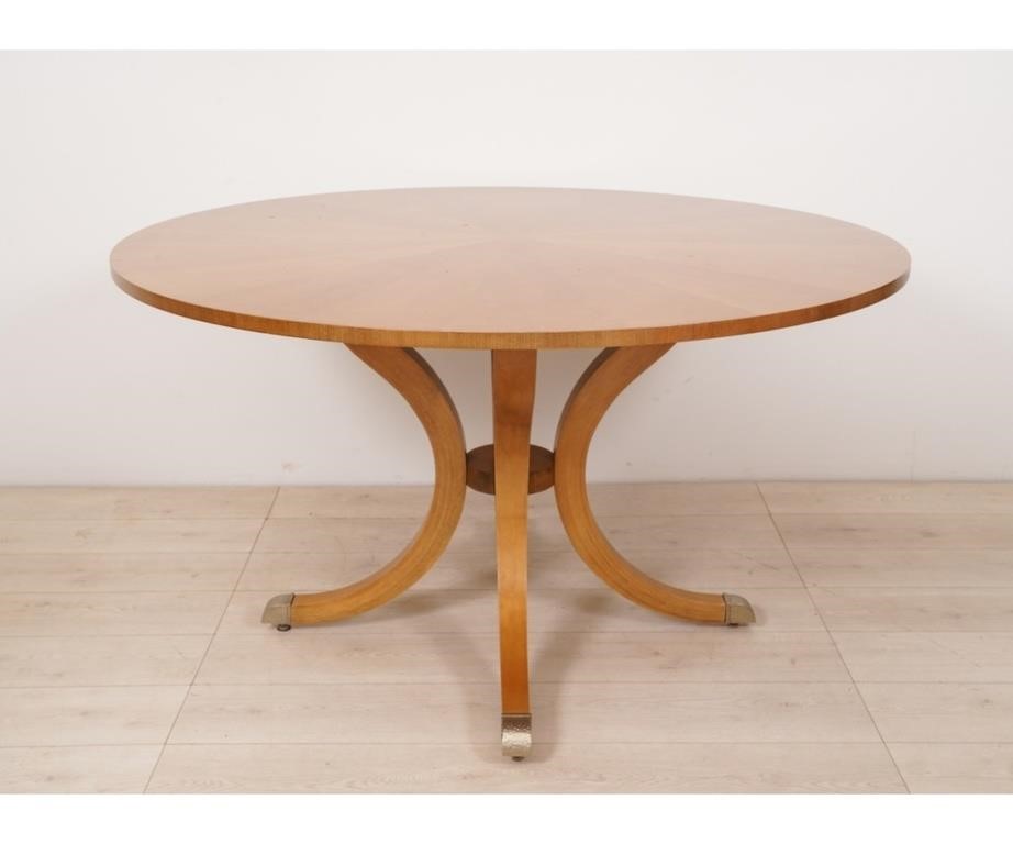 Round cherrywood Century dining