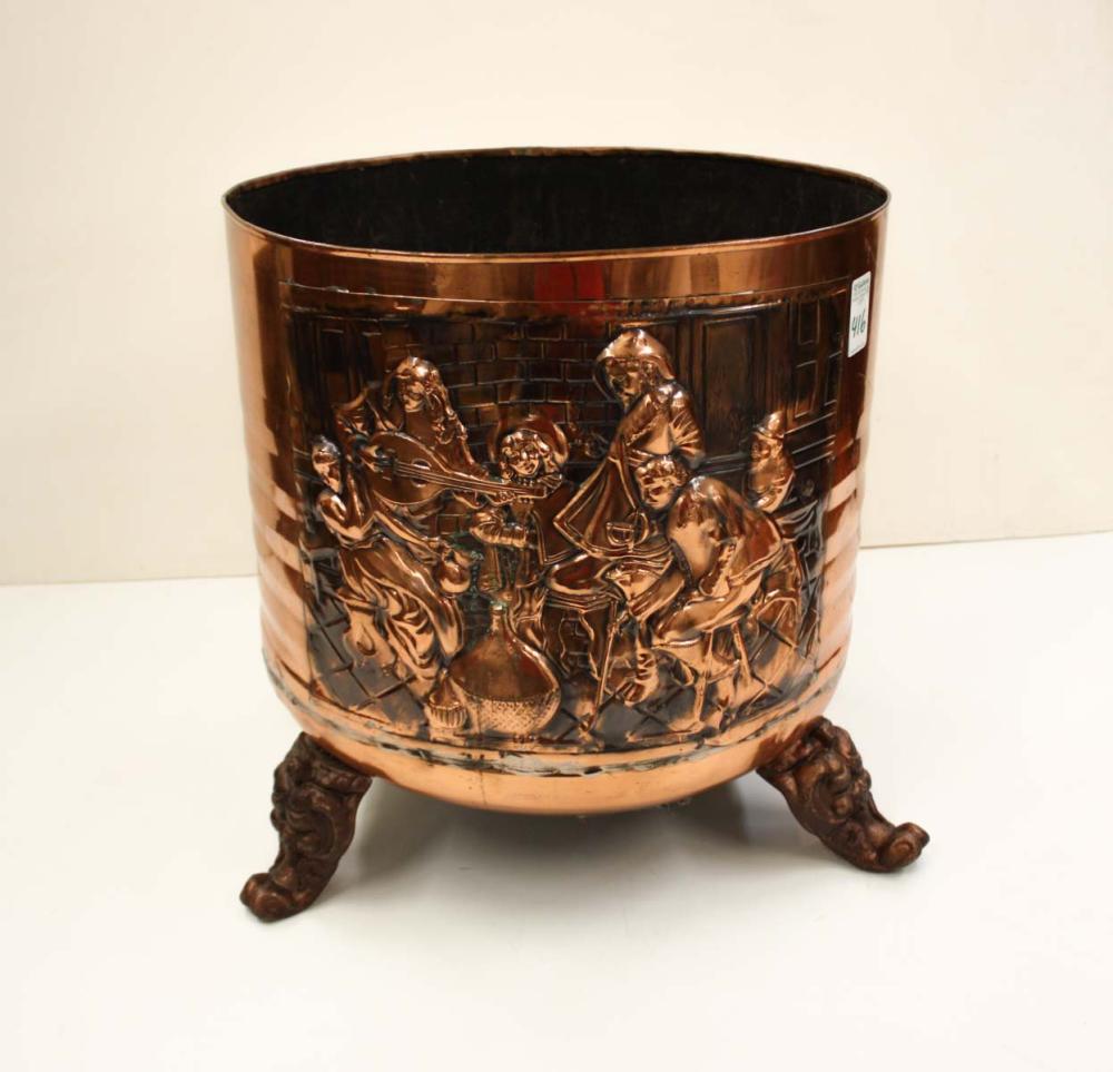 ROUND COPPER REPOUSSE BOILER