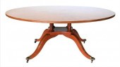 ROUND MAHOGANY DINING TABLERou