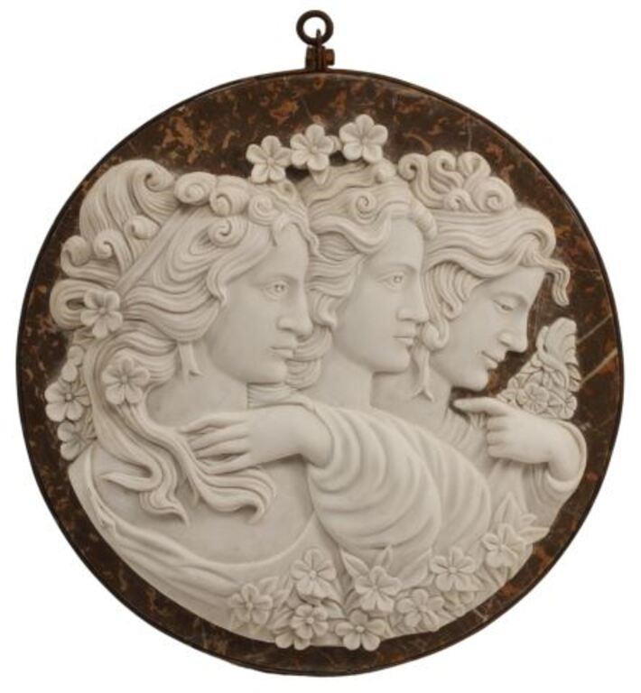 ROUND MARBLE PLAQUE IN WROUGHT IRON