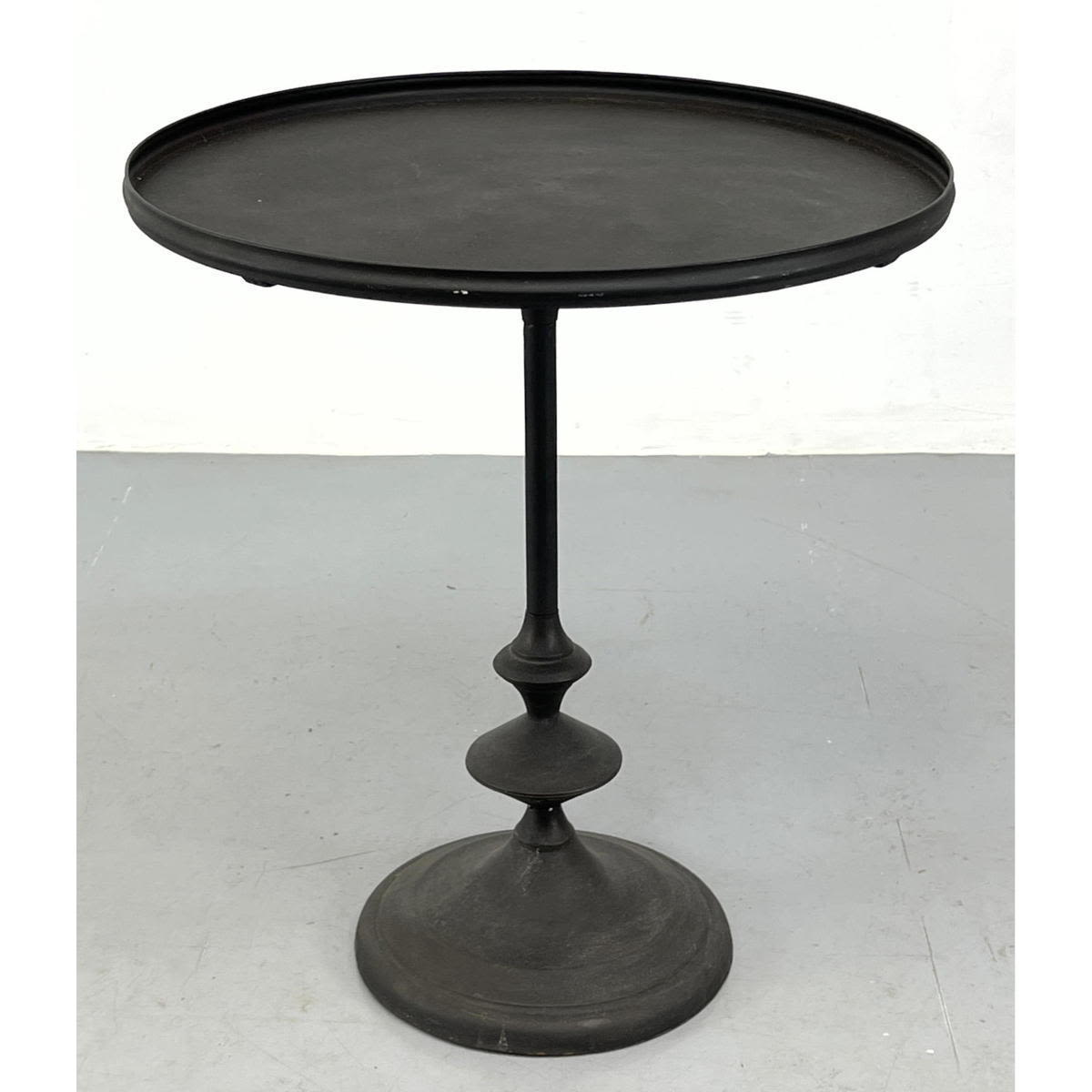Round Metal Side Table Stand.