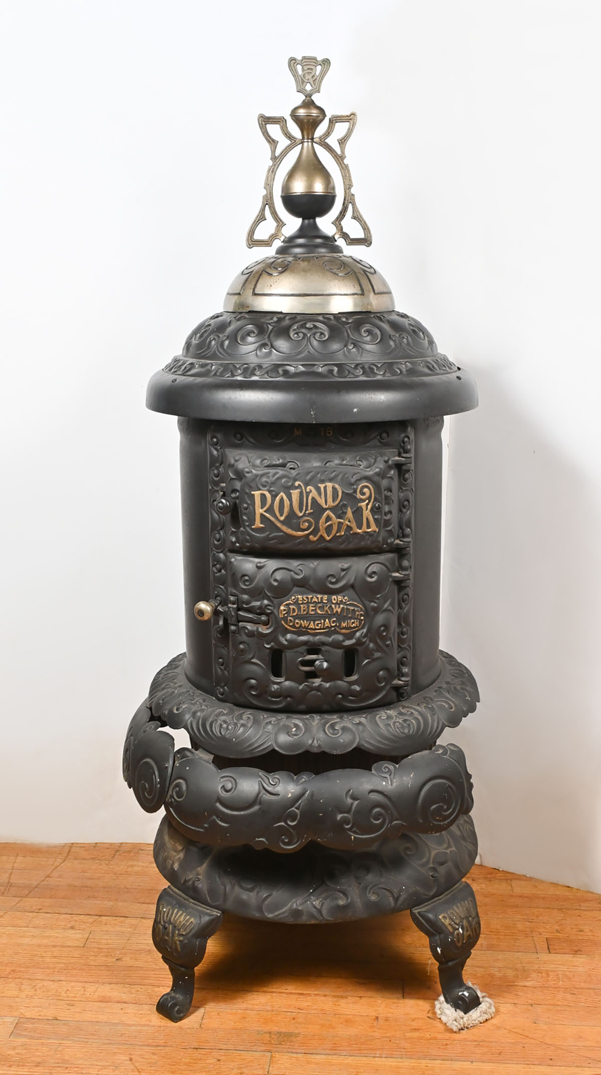 ROUND OAK CAST IRON CYLINDER WOOD