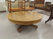 ROUND OAK COFFEE TABLEROUND OA