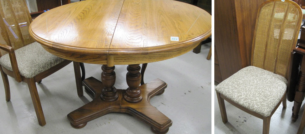 ROUND OAK DINING TABLE AND CHAIR