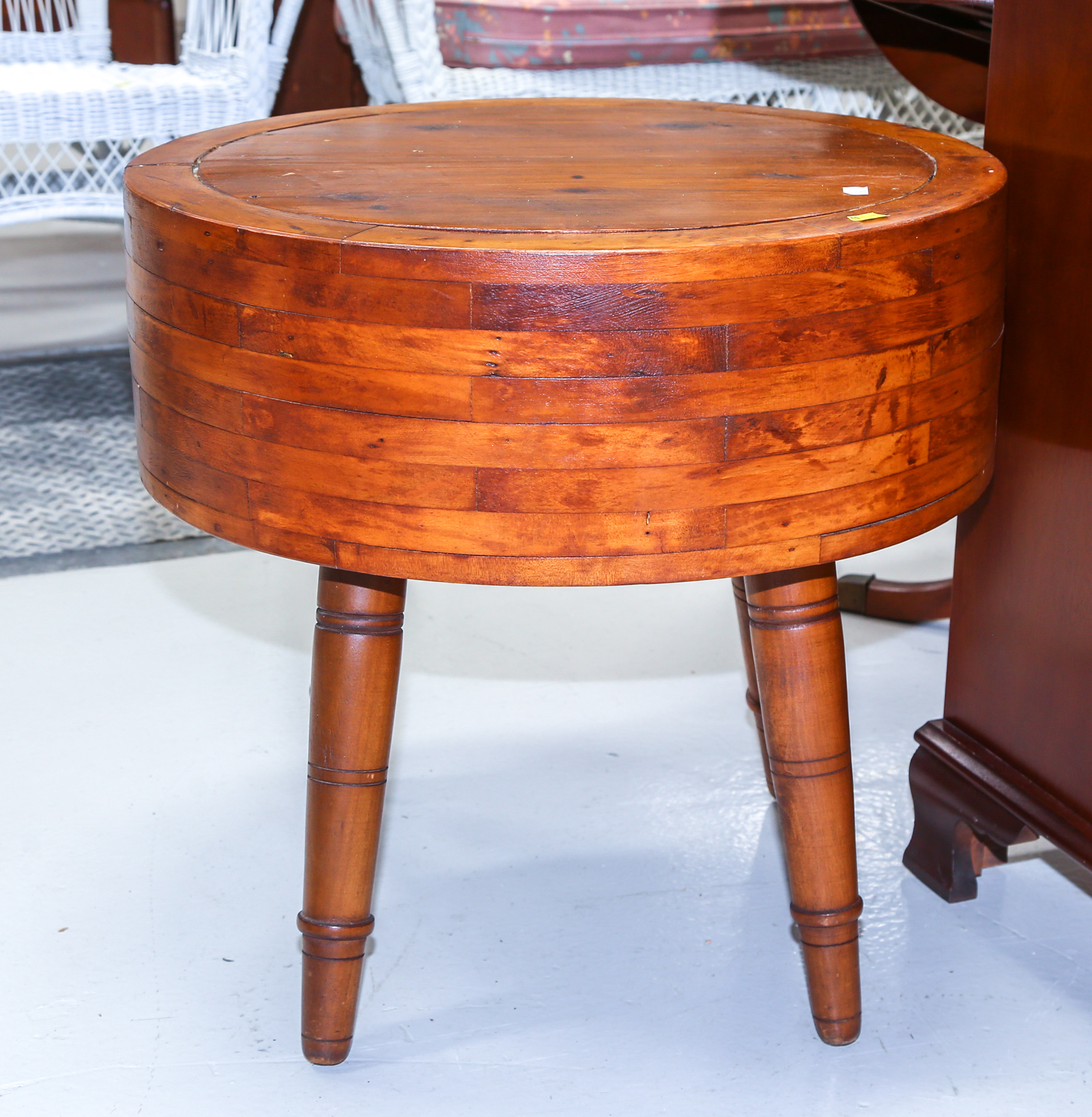 ROUND SIDE TABLE Made from a