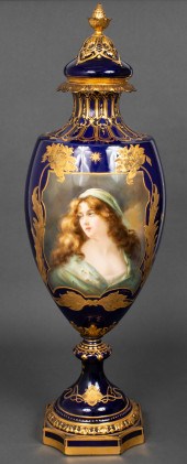 ROYAL BONN ART NOUVEAU PORCELA