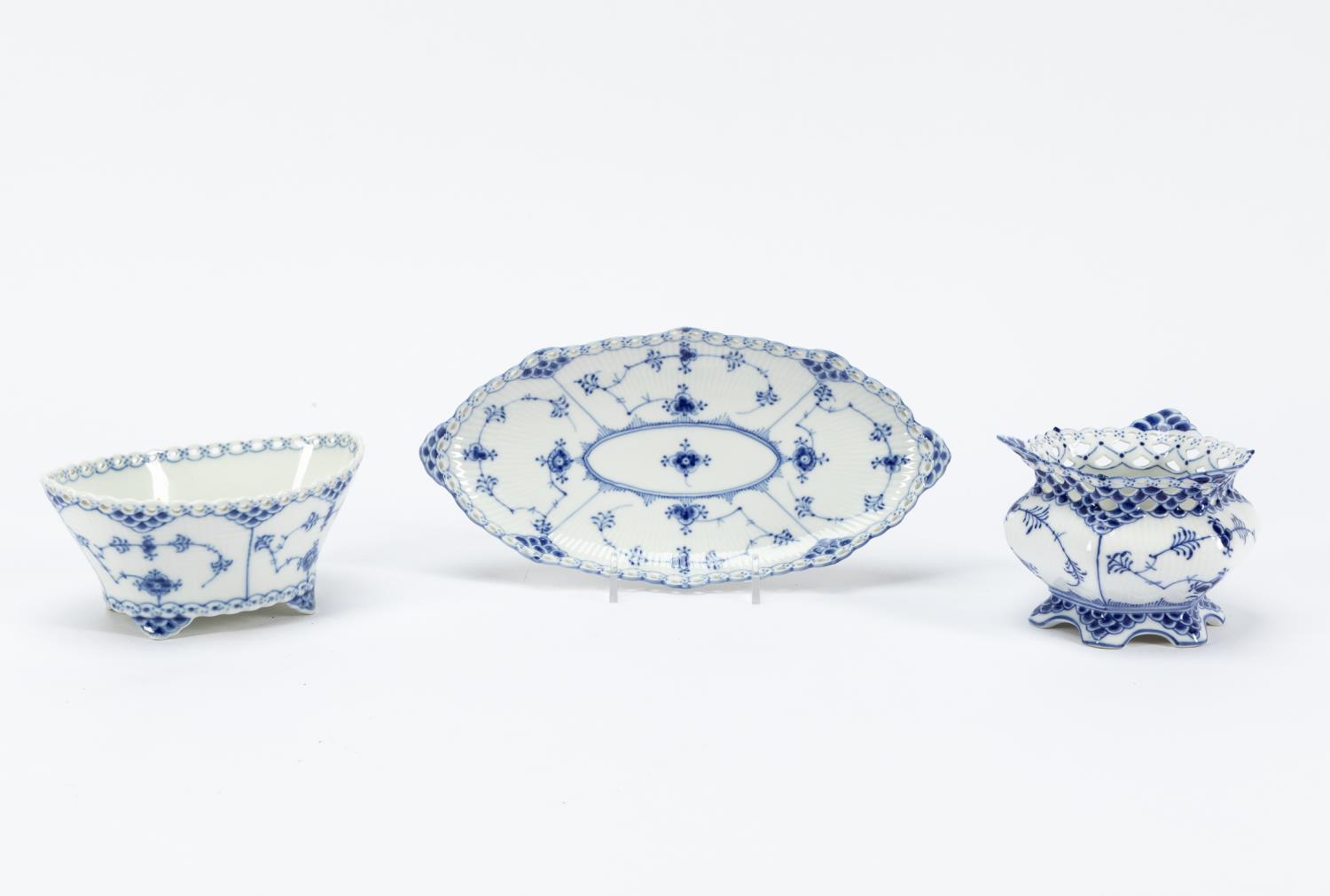 ROYAL COPENHAGEN "BLUE FLUTED