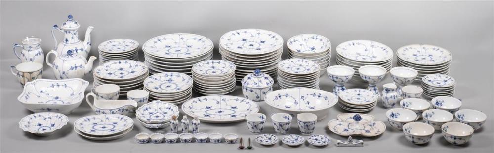 ROYAL COPENHAGEN 'BLUE FLUTED