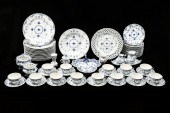 ROYAL COPENHAGEN CHINA (1084 P