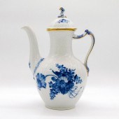 ROYAL COPENHAGEN COFFEE POT 10
