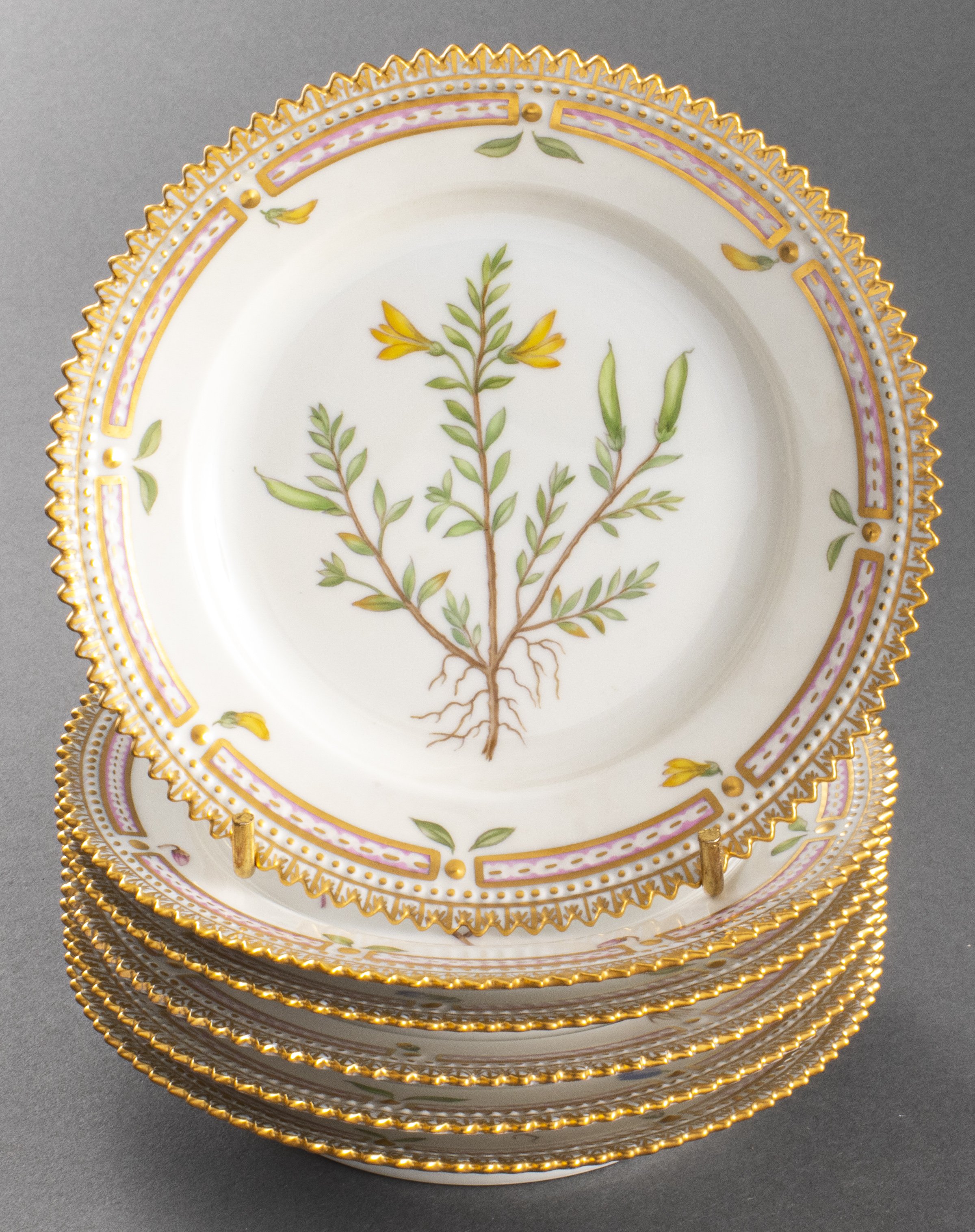 ROYAL COPENHAGEN "FLORA DANICA"