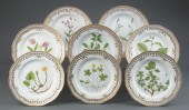 ROYAL COPENHAGEN "FLORA DANICA