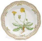 ROYAL COPENHAGEN 'FLORA DANICA