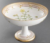 ROYAL COPENHAGEN "FLORA DANICA