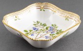 ROYAL COPENHAGEN "FLORA DANICA