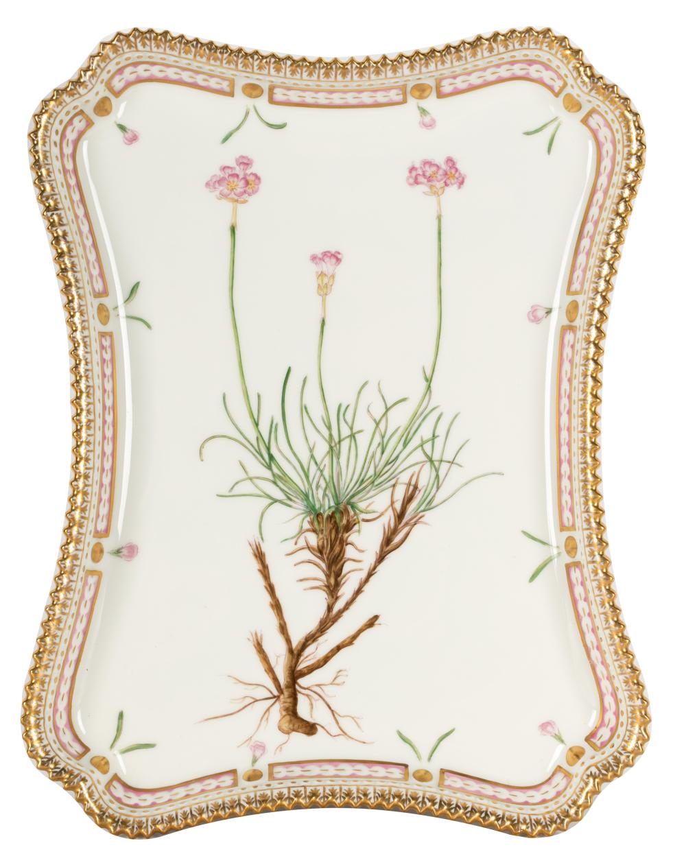 ROYAL COPENHAGEN "FLORA DANICA"'