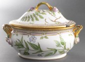 ROYAL COPENHAGEN "FLORA DANICA