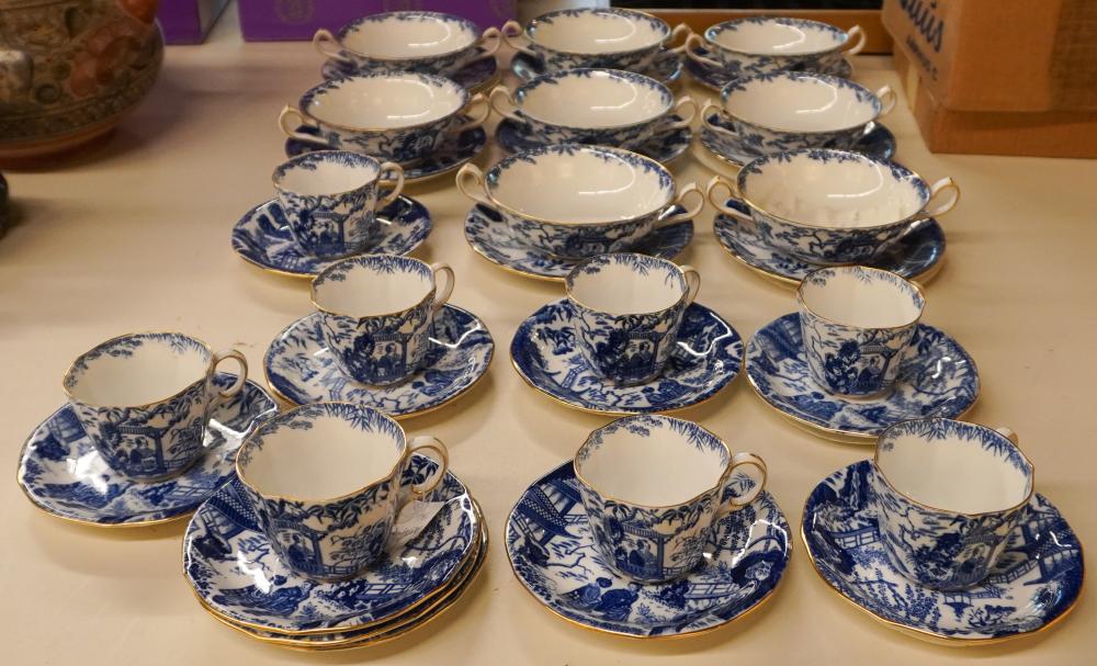 ROYAL CROWN DERBY 'BLUE MIKADO'