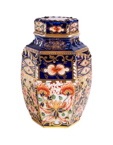 ROYAL CROWN DERBY COVERED TEA