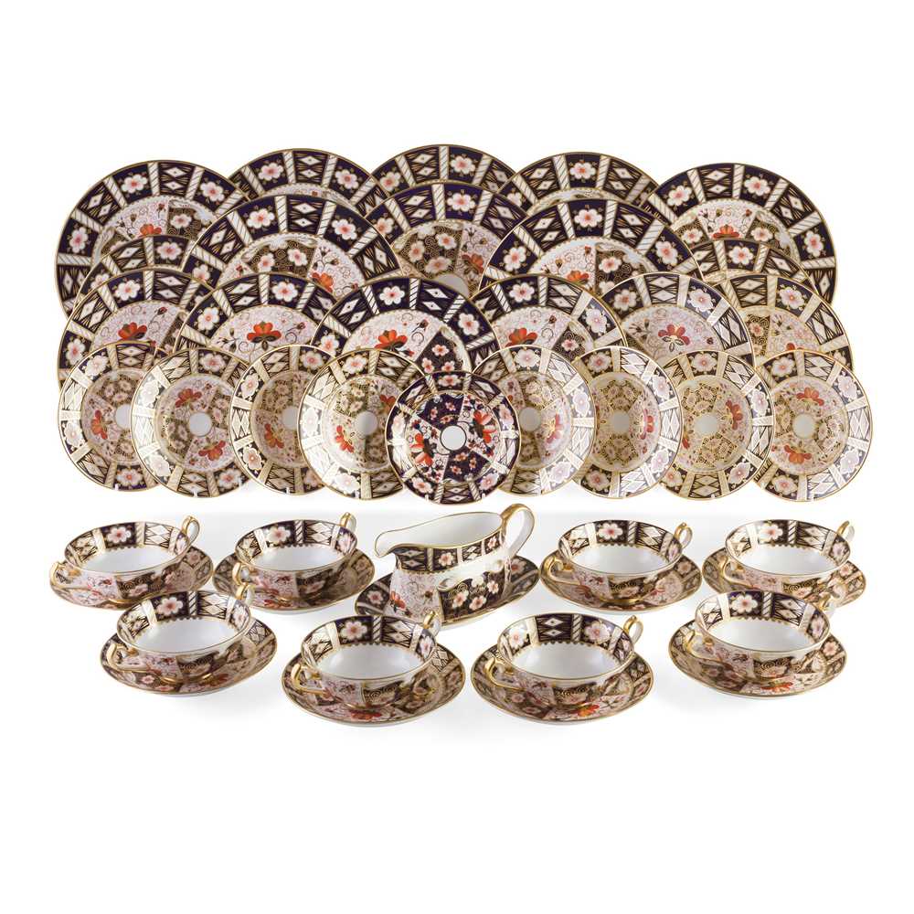 ROYAL CROWN DERBY IMARI PATTERN