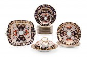 ROYAL CROWN DERBY IMARI TABLE