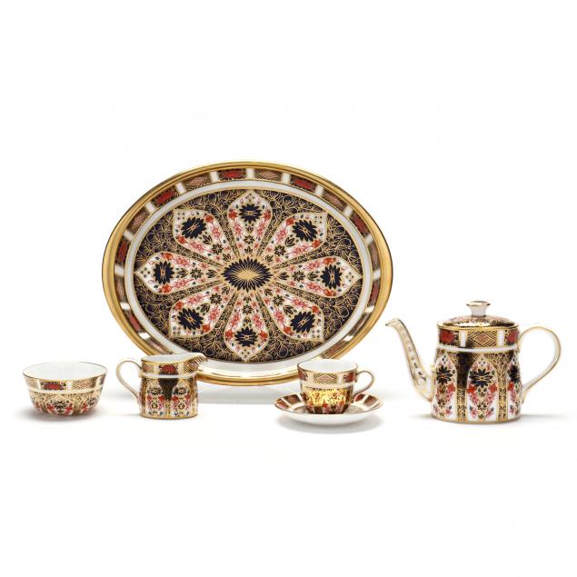 ROYAL CROWN DERBY MINIATURE TEA SET