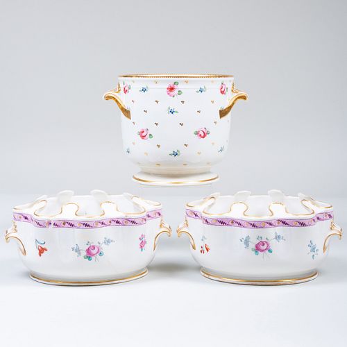 ROYAL CROWN DERBY PORCELAIN