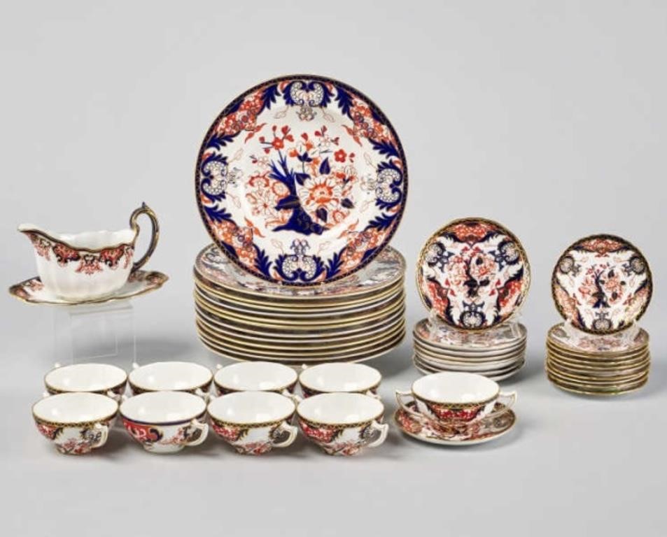 ROYAL CROWN DERBY TABLEWAREA